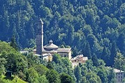 64 Zoom verso la Chiesa di Piazzatorre